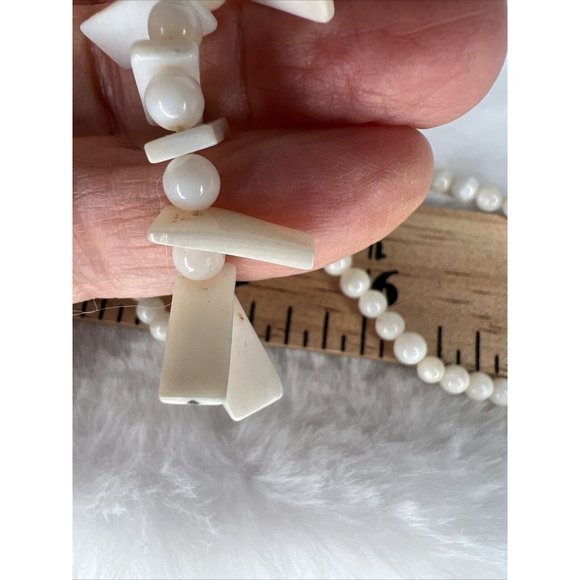 Vintage Fashion Beads Pendant Necklace White - Picture 12 of 15